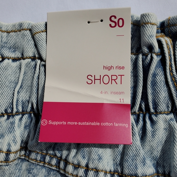 SO Hi-Rise Elastic Waist Denim Shorts Sz 11 - Picture 9 of 12